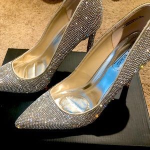 Anne Michelle Condition-11 SLVMUL Pumps- Women